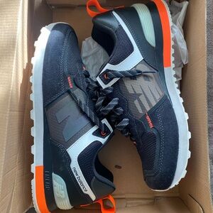 Men’s New Balance